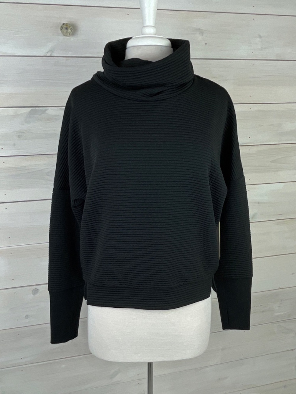 MONDETTA Black Long Sleeve Turtleneck Athletic Sweater Womens Size Small - NWT